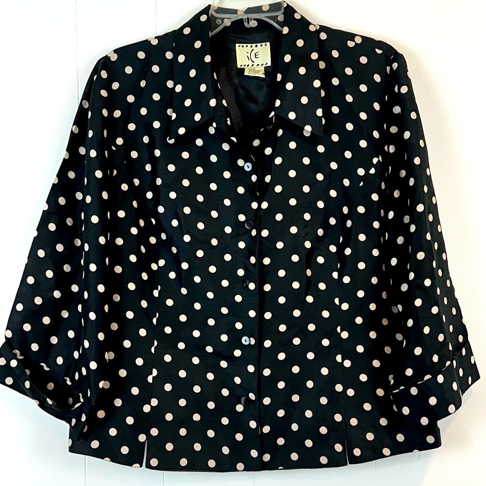 Vintage Ice 100% Silk Black and White Polka Dot Lined Button Front Top Size 1X